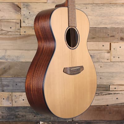 Breedlove Discovery S Concerto Acoustic Guitar (2021, Natural) image 3