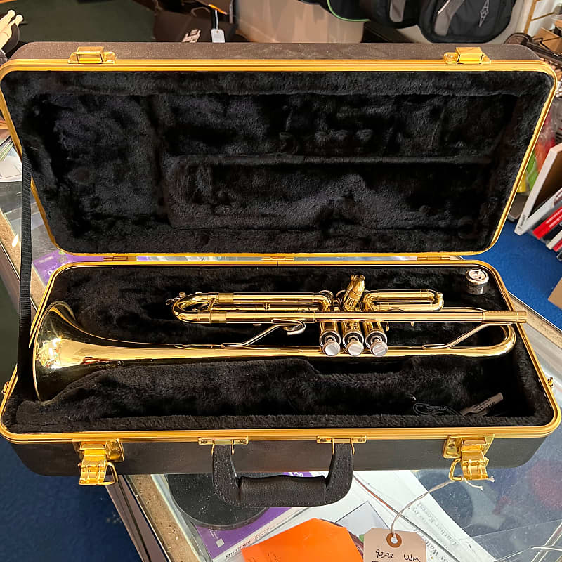 Bach TR300H2 Trumpet (used) Reverb