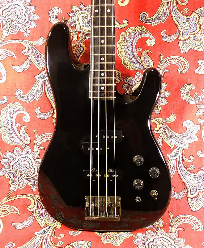 Fender Japan Jazz Bass Oシリーズ　中古品 Fender Made in Japan Traditional 60s Jazz Bass (Olympic