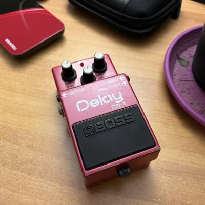 Boss DM-3 Delay (Green Label) 1984 - 1986 - Red | Reverb