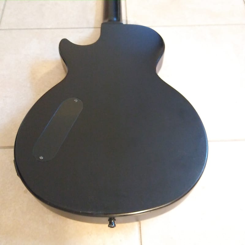 ギター Epiphone / Les Paul Baritone Epiphone Les Paul Baritone - What To Know & Where To Buy