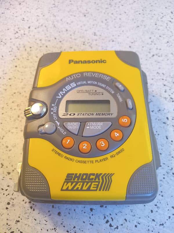 Panasonic RQ-SW20 Portable Cassette Tape Player Walkman Yellow Vintage 80s  80s
