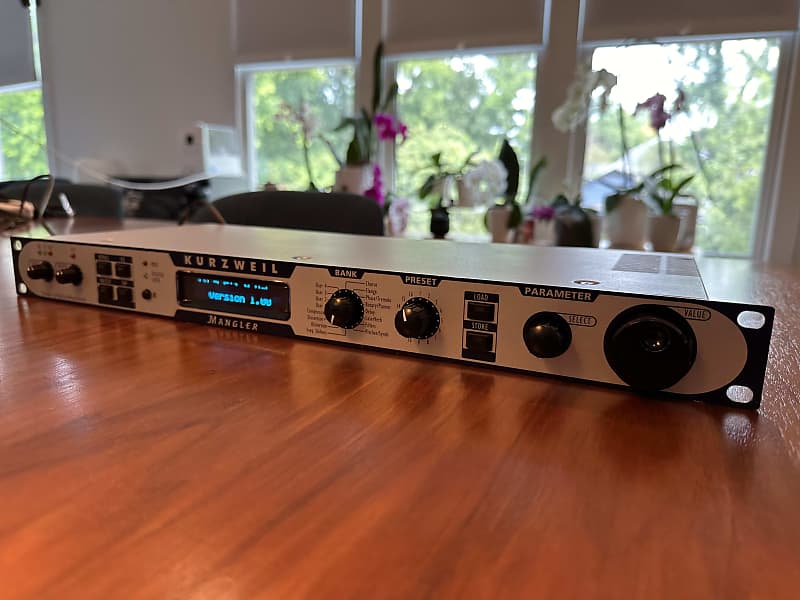 Kurzweil Mangler MultiEffects Rack Reverb