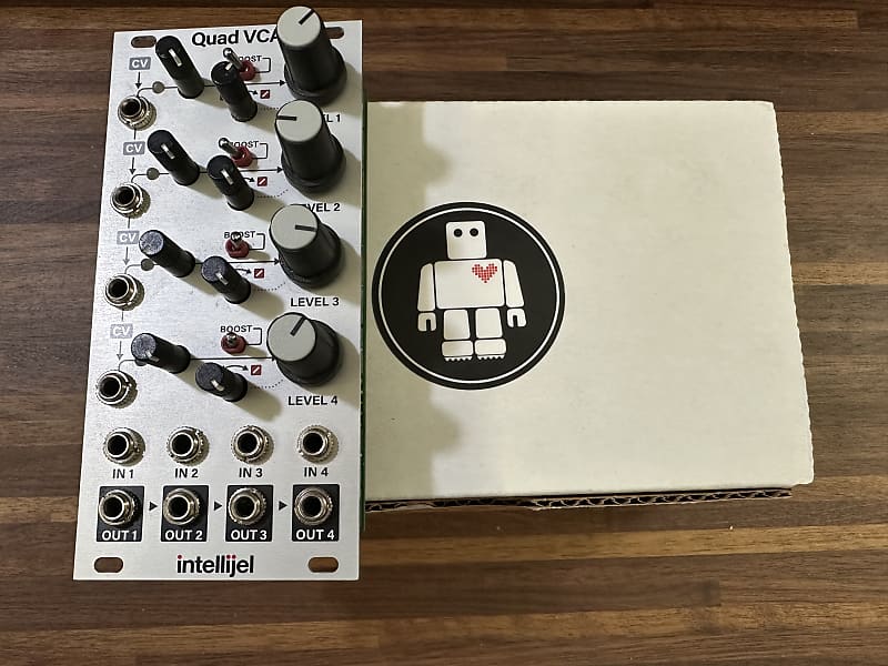 Quad VCA Eurorack Synth Module