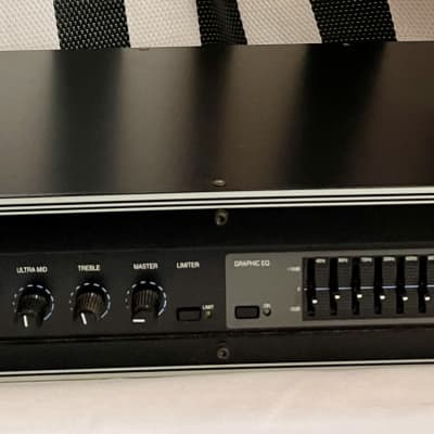 Ampeg B2 350-Watt Rackmount Bass Amp Head 1994 - 1999 - Black image 1