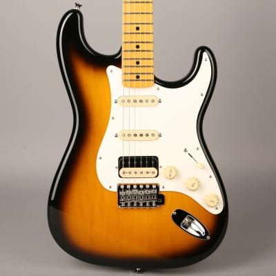 Fender JV Modified 50s Stratocaster HSS - 2 Tone Sunburst (WS) MIJ 