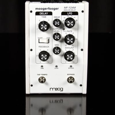 Moog Moogerfooger MF-104Z アナログディレイ Moog MF-104 Analog Delay | Vintage Synth Explorer