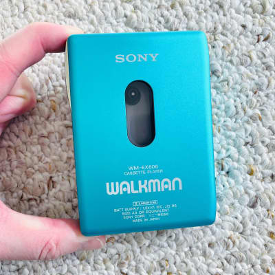 Sony WM-EX606 Walkman Cassette Player, Excellent Rare Green ! Tested & Working ! image 3