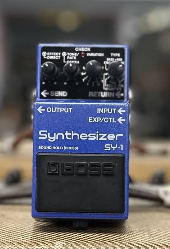 Boss SY-1