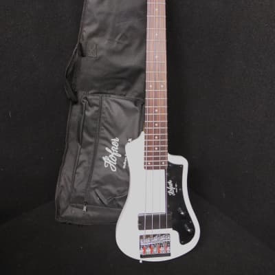 Hofner Shorty Solid Body TRAVEL Electric Bass Guitar 2022 White with Gig Bag 30