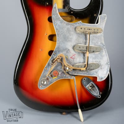 1965 Fender Stratocaster Sunburst image 3