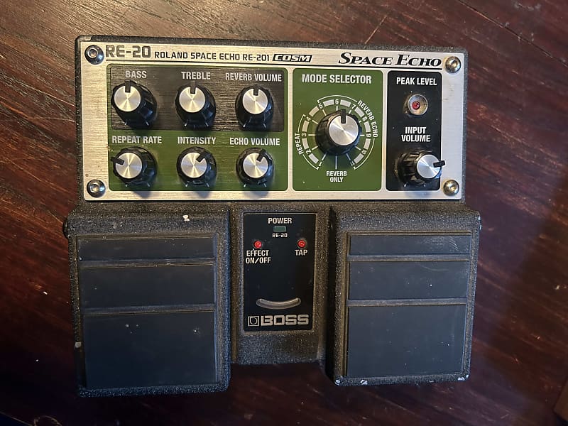 Boss RE-20 Space Echo