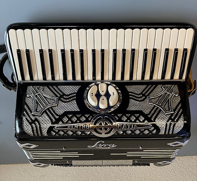 LIRA Centro Matic Model 10 Accordion! Vintage and Beautiful! - w/ Deluxe Case. Sale Benefits Music Education Nonprofit! image 1