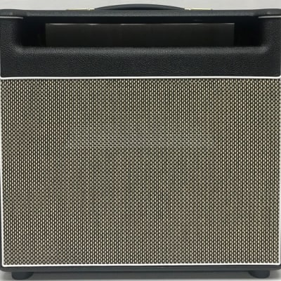 Guitar Cabinets Direct Marshall® Compact 18 Watt Front Mount 1×12 Style Guitar Amplifier Combo Speaker Cabinet image 1
