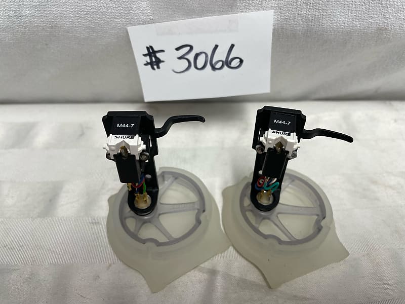 SHURE M44-7 CARTRIDGES VESTAX HEADSHELLS #3066 SOLD AS A PAIR GOOD