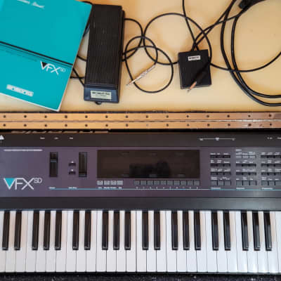 Ensoniq VFX SD Music Production Synthesizer 1989 - Black