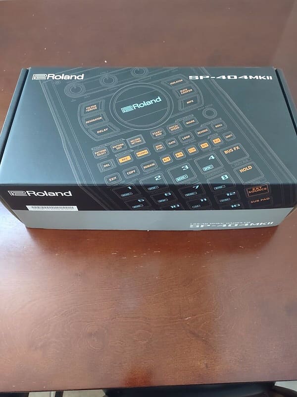 Roland SP-404 MK2 + Bag MKII Creative Sampler | Reverb