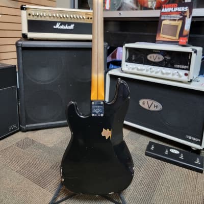 Fender Custom Shop '58 Precision Bass Relic - Black paint over 3 Tone Sunburst image 10
