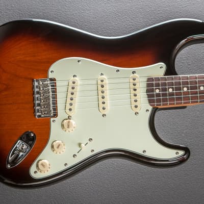 Fender Robert Cray Stratocaster - 3 Color Sunburst for sale