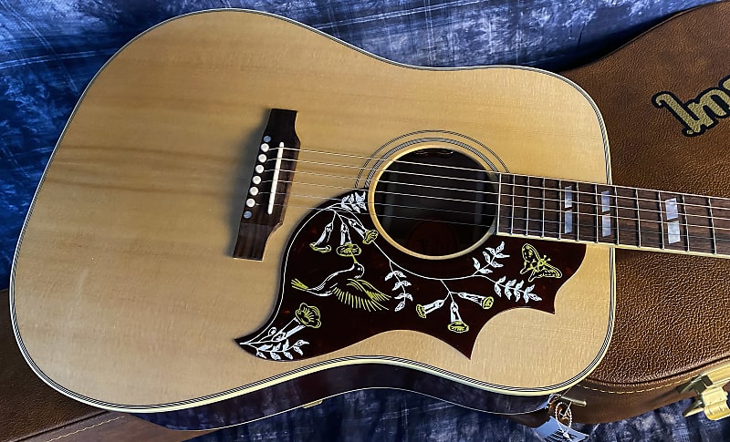 NEW ! 2024 Gibson Hummingbird Original - Antique Natural 4.3 lbs - Authorized Dealer - In Stock - G02575 image 1
