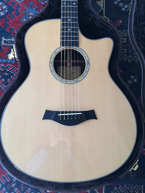 Taylor baritone guitar for clearance sale