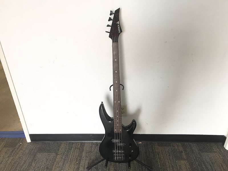 【現状品】Samick 4弦ベース　ブラック Samick Bass 4 String Black | Reverb