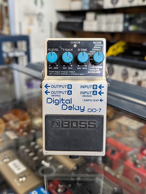 ギター Digital Delay DD-7 Used BOSS DD8 Digital Delay Effect Pedal | Guitar Center