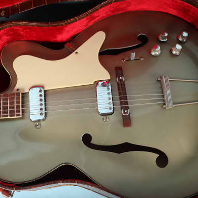 1950's-60's Silvertone Aristocrate Model 1365 Silver Electric Guitar image 20