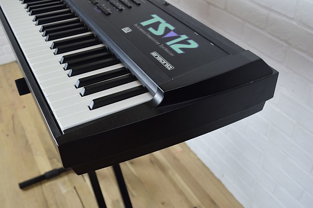 Ensoniq TS-12 performance composition synthesizer keyboard excellent-used  synth