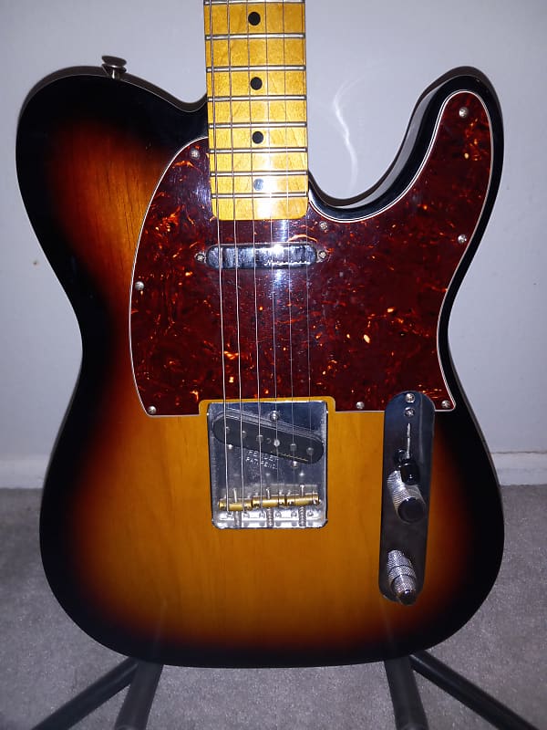 Fender Telecaster "Special Edition" Deluxe 2011 Sunburst Reverb