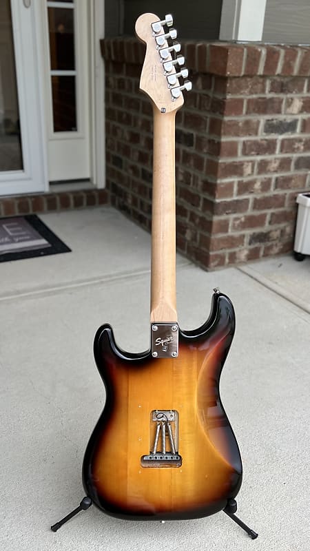 Squier Stratocaster サンバースト ストラップ付き 楽天市場】Squier Affinity Series Stratocaster FMT HSS