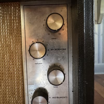 Silvertone 1482 1x12 Guitar Combo 1960s - Black image 15