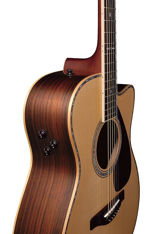 Yamaha LSX36C Handcrafted All Solid Ac/Elec Guitar (LSX-36C Yamaha LSX36C Handcrafted All Solid Ac/Elec Guitar (LSX-36C
