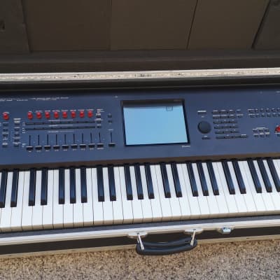 Korg Kronos 73 Keys | Flight Case | Synthonia Libraries
