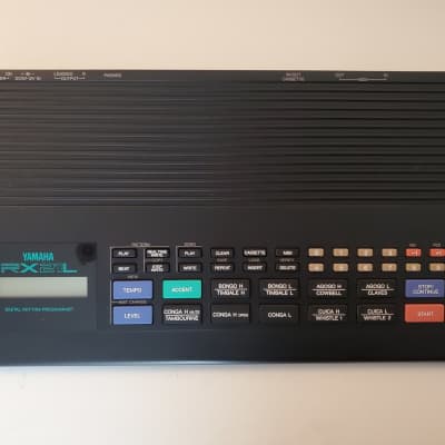 YAMAHA RX21L - Latin Percussion Drum-Machine