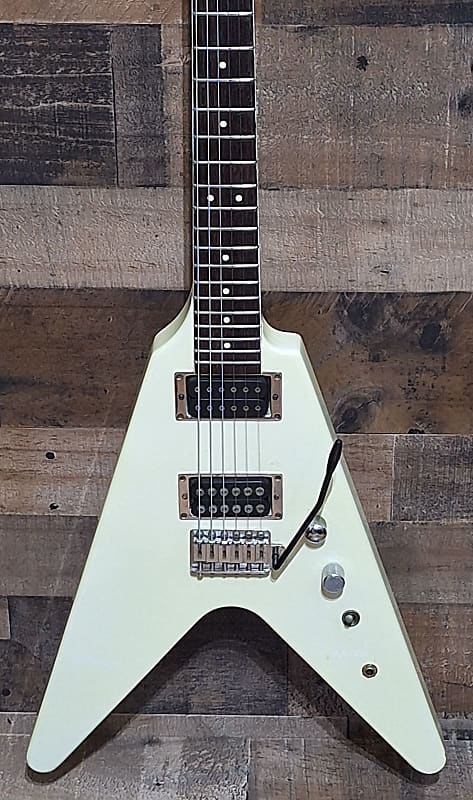 2000 Fernandes BSV-75 Flying V - Alpine White - W/Soft Case