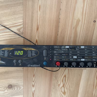 Waldorf Pulse Rackmount Synthesizer 1995 - Blue