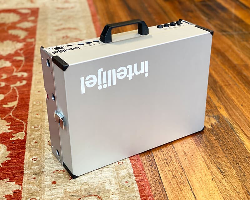 Intellijel 7U Performance Case 2x3U & 1x1U 84HP - Silver