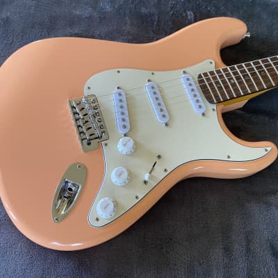 2023 Del Mar Lutherie Surfcaster Strat Coral Pink - Made in USA image 9