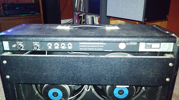 フェンダー Stage Lead 2 2x12