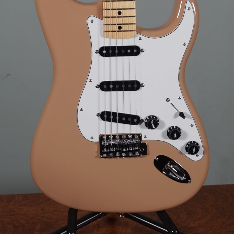 Photos - Guitar Fender MIJ Limited International Color Stratocaster, Sahara Ta... Sahara T 