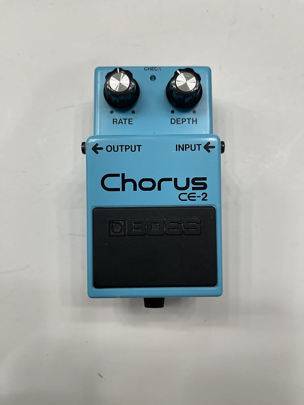 Boss CE-2