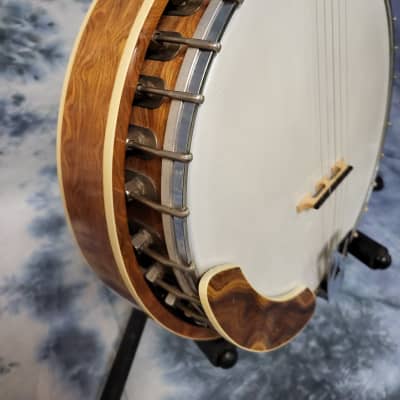 Vintage 1960's Conqueror by Kawai 5 String Banjo Pro Setup New Strings Arm Rest Unusual Woods New Gigbag image 5