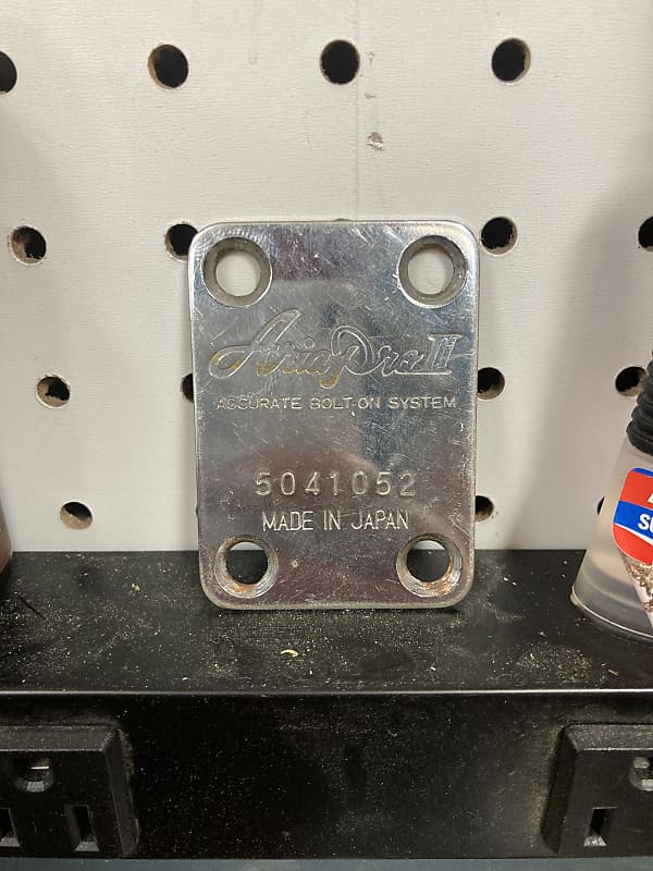 Aria Pro II Neck Plate 1980’s Chrome Reverb