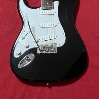 Photo Genic Stratocaster Type Lefty 2000's Electric Guitar image 2