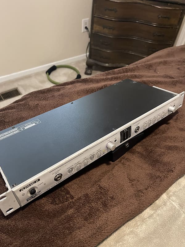 Aphex 207 Mid 2000s Sliver Reverb