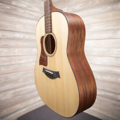 Taylor Left Handed AD17 Acoustic Guitar Natural Satin (1047-BO) image 2