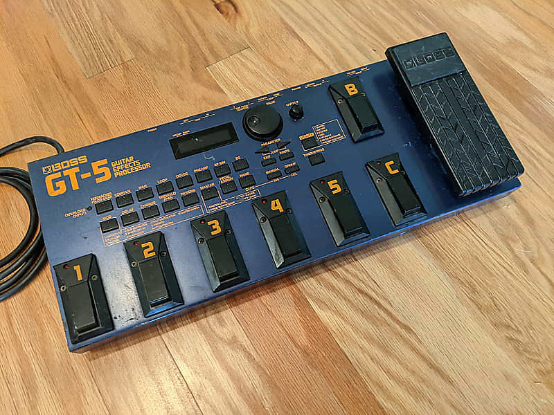 BOSS GT-5