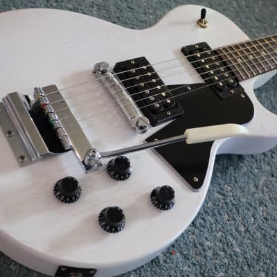 Gibson Les Paul Special Tribute Humbucker 2020 Worn White Modified image 2