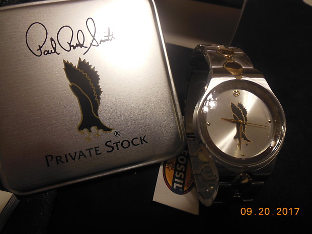 Ticker discount fossil watch